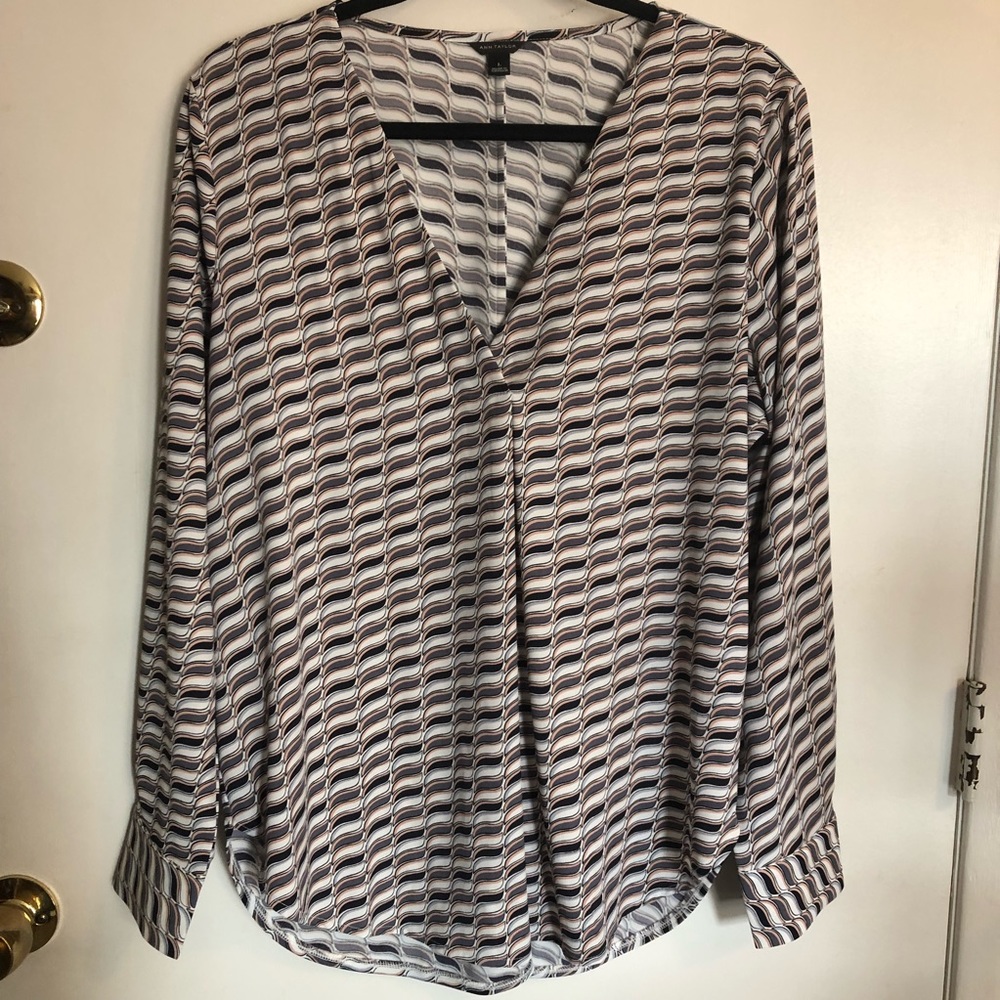 Ann Taylor long sleeve blouse